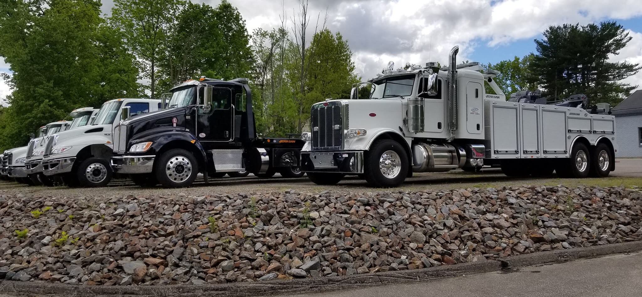 Used Trucks For Sale In Ma >> Crawford Truck Sales Lancaster Ma Specializing In Jerr Used Trucks For Sale In Ma >> Crawford Truck Sales Lancaster Ma Specializing In Jerr